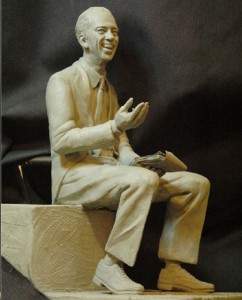 DonKnottsStatue